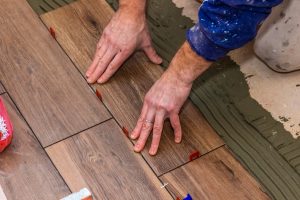 How to Lay Tile on Wooden Floors
