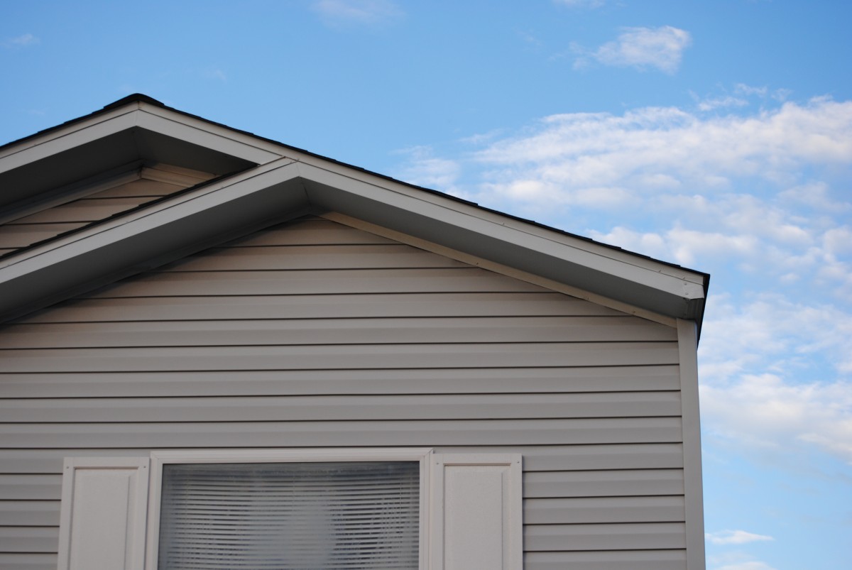 How to Install Soffits and Fascia
